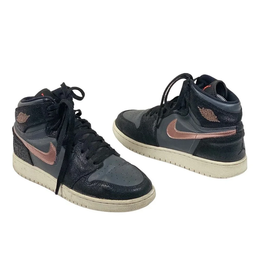 Nike Air Jordan 1 Retro High BG Size 6.5Y Black/Metallic Pink 705300-006 Shoes‎